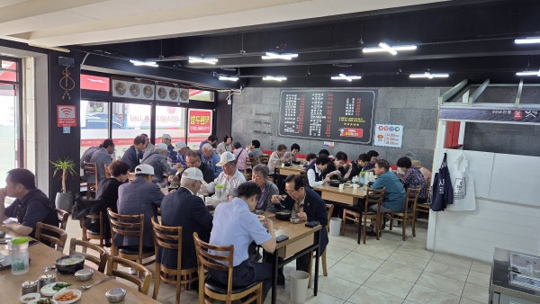 eb254639de6cbd8eda7fc29382bb88d2_1758603147_0577.jpg